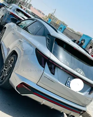 Hyundai Tucson 2022 Silver