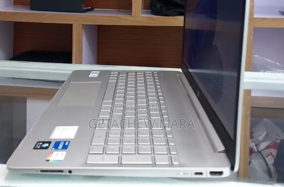New Laptop HP Stream Notebook 8GB Intel Core i5 SSD 512GB