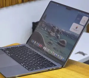 New Laptop Apple MacBook Air 2022 M2 8GB Apple M2 SSD 256GB