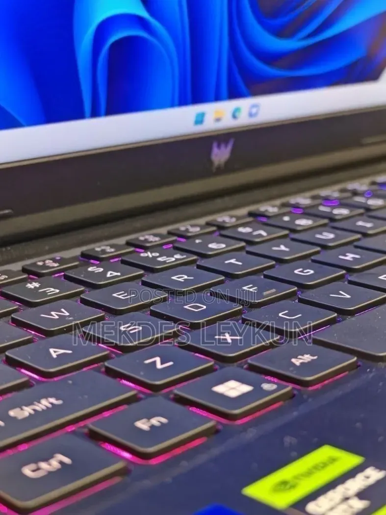 New Laptop Acer Predator Helios Neo 16 16GB Intel Core i9 SSD 1T