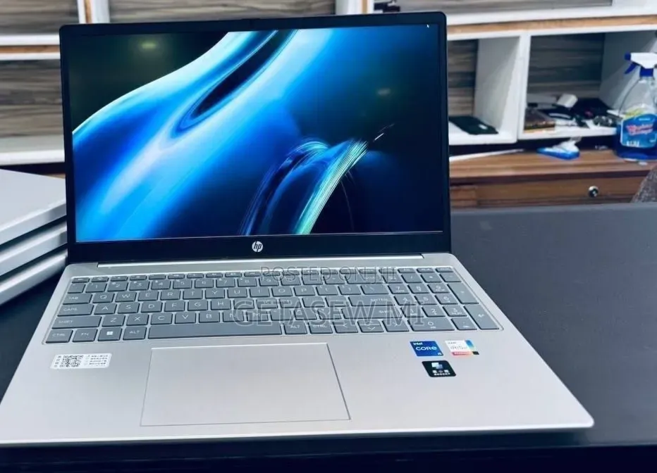 New Laptop HP Stream Notebook 16GB Intel Core i5 SSD 1T