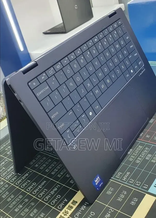 New Laptop HP OmniBook Ultra Flip 14" 16GB Intel Core Ultra 7 SSD 1T
