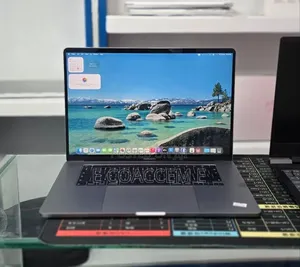 New Laptop Apple MacBook 32GB Intel Core i9 SSD 1T