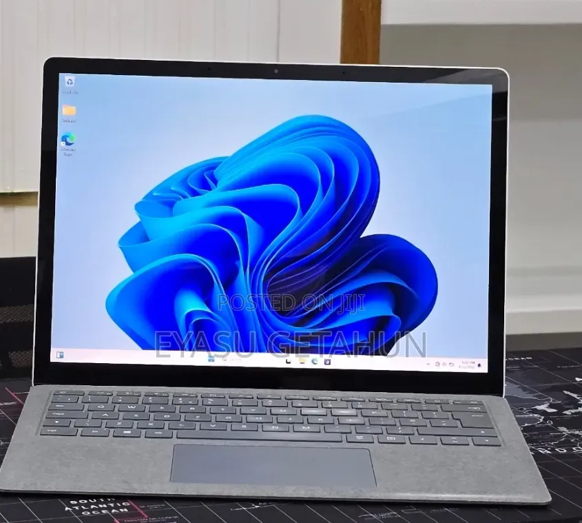 New Laptop Microsoft Surface Laptop 3 16GB Intel Core i7 SSD 512GB