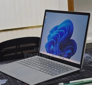 New Laptop Microsoft Surface Laptop 3 16GB Intel Core i7 SSD 512GB