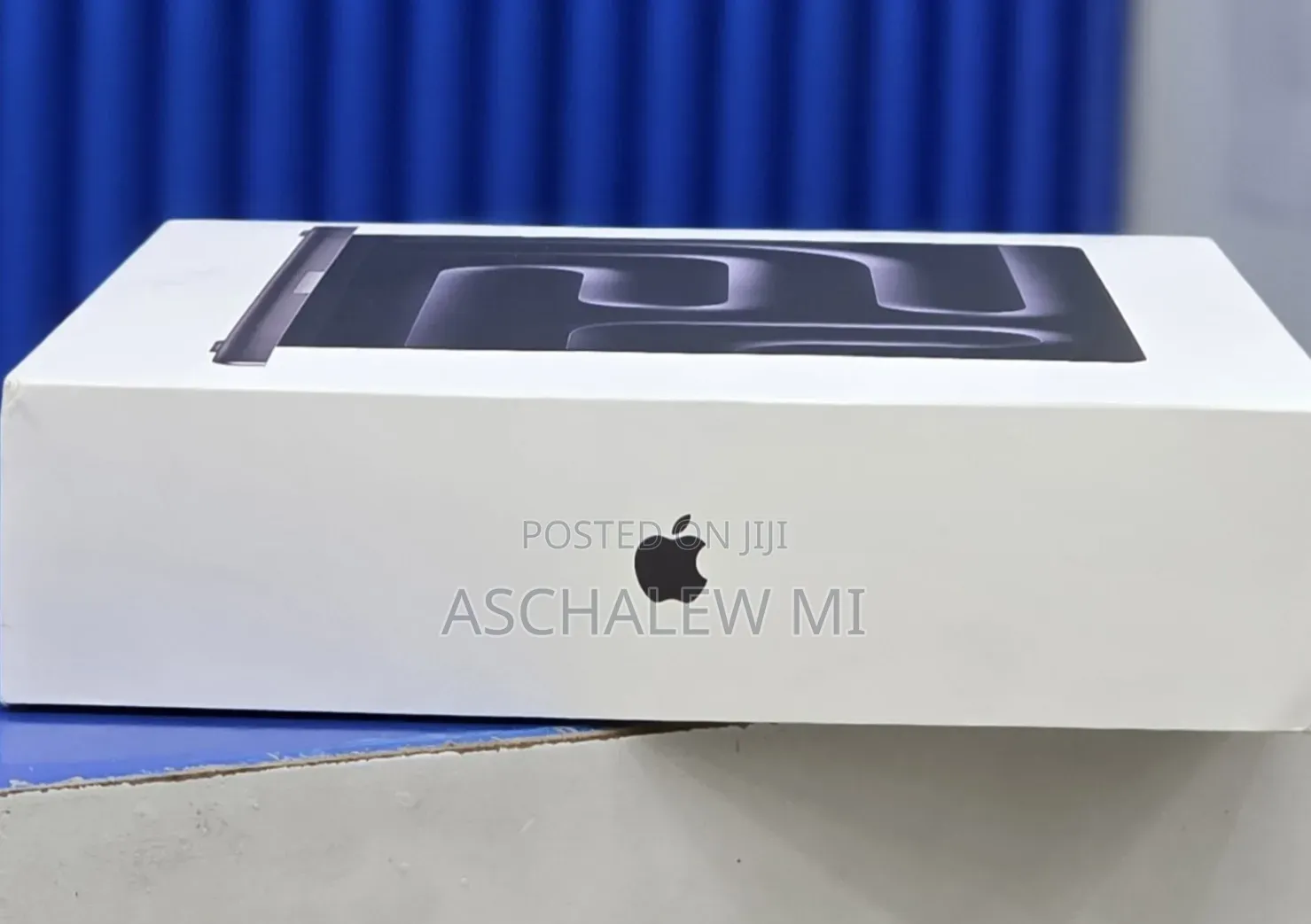 New Laptop Apple MacBook Pro 2025 M5 24GB Apple M5 Pro SSD 1T