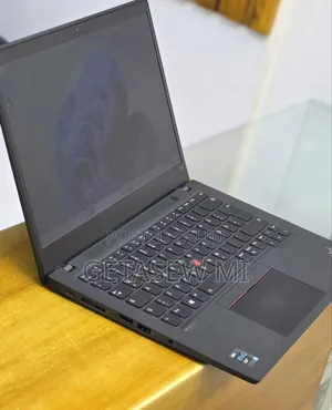 New Laptop Lenovo ThinkPad T14s G4 16GB Intel Core i7 SSD 512GB