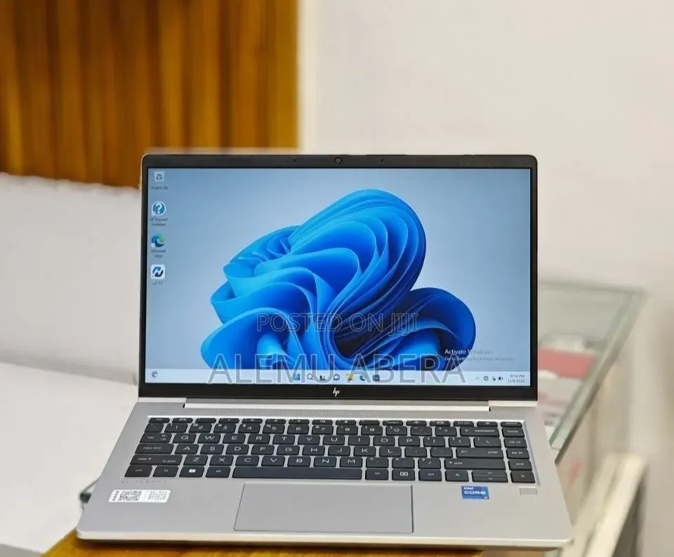 New Laptop HP 16GB Intel Core i7 SSD 1T
