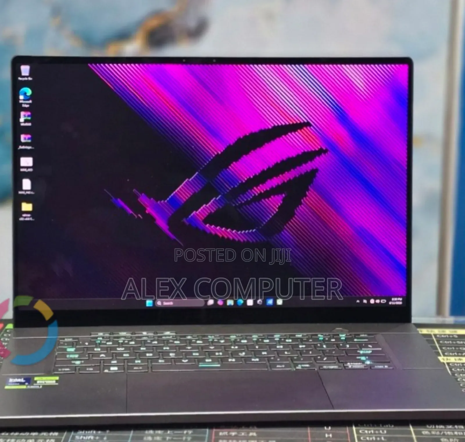New Laptop Asus ROG Zephyrus G16 16GB Intel Core Ultra 9 SSD 1T