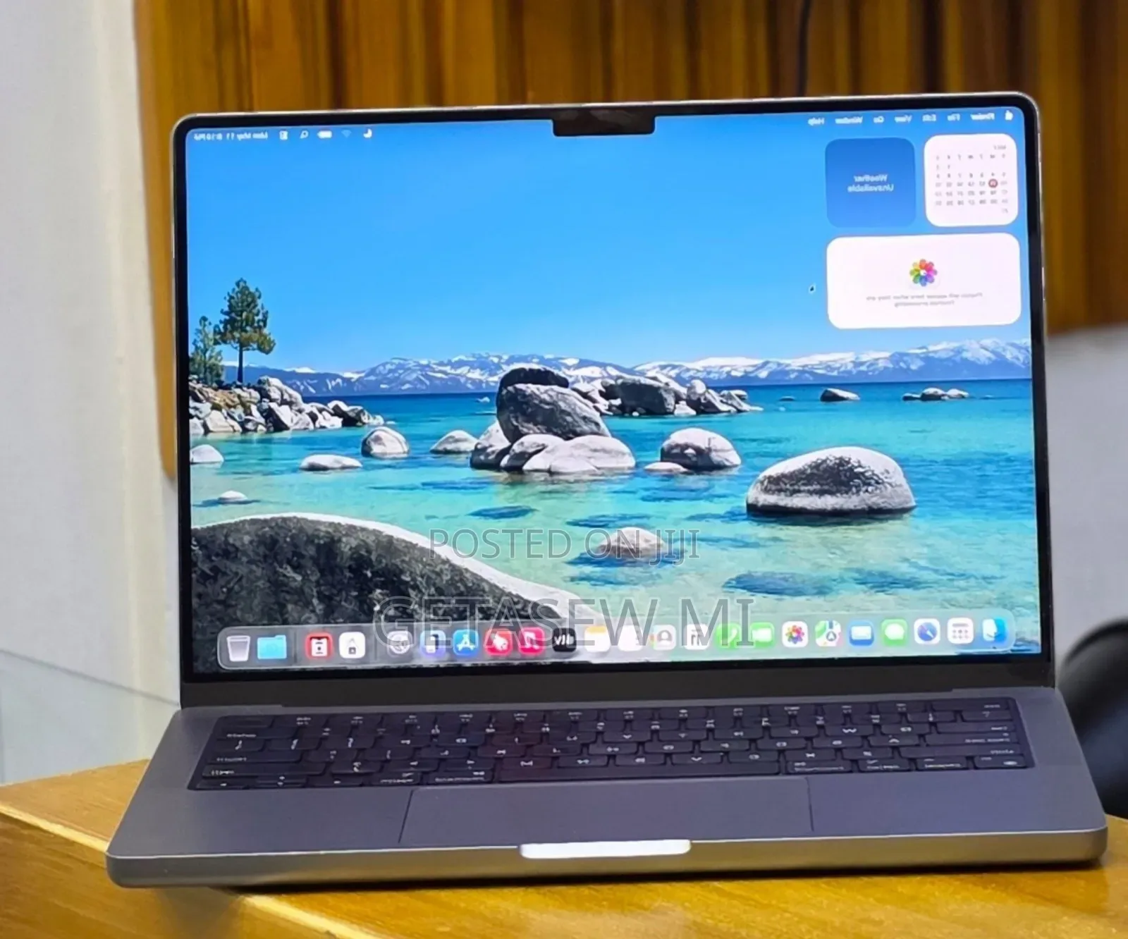 New Laptop Apple MacBook Pro 2021 M1 16GB Apple M1 Pro SSD 512GB