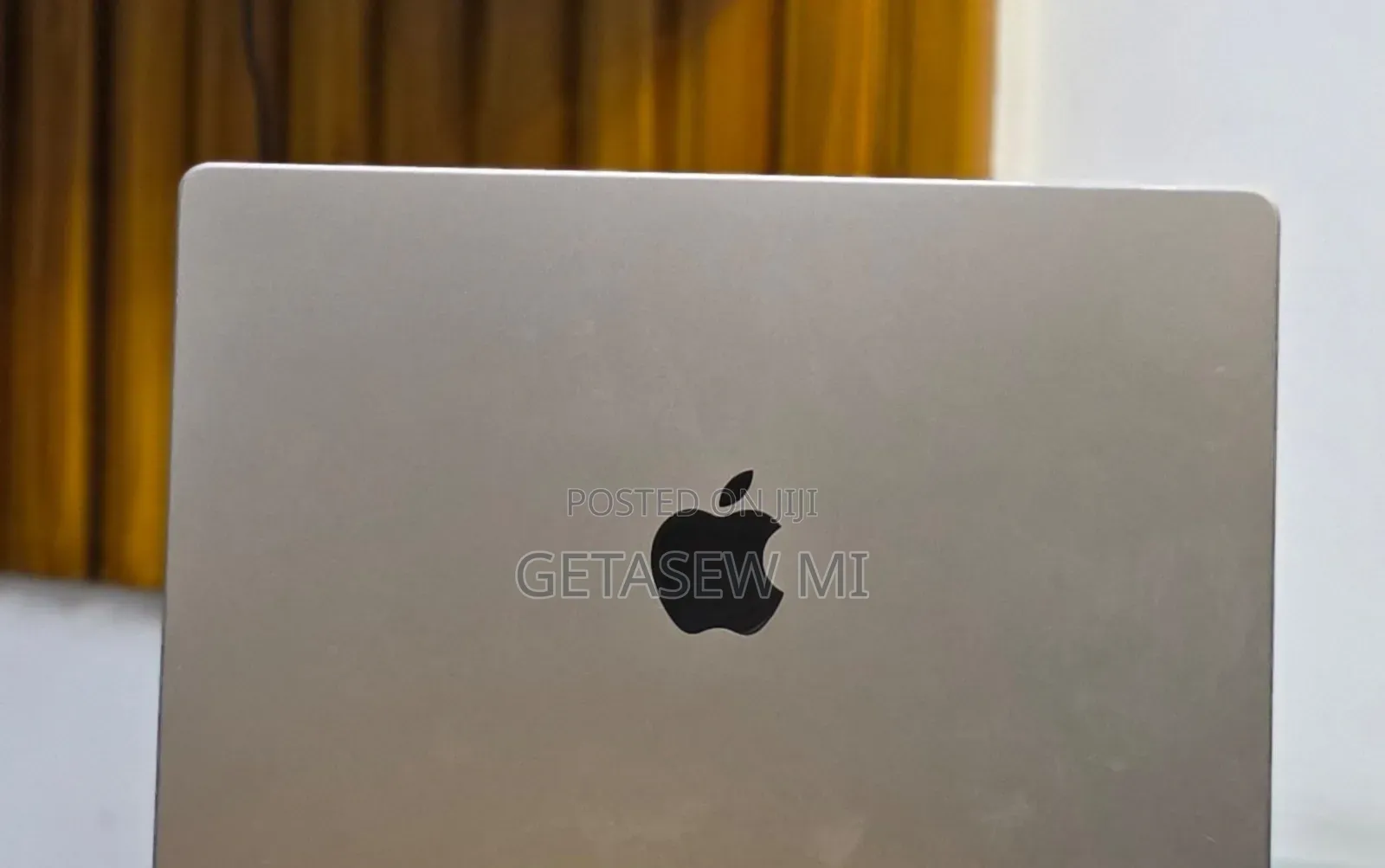New Laptop Apple MacBook Pro 2021 M1 16GB Apple M1 Pro SSD 512GB