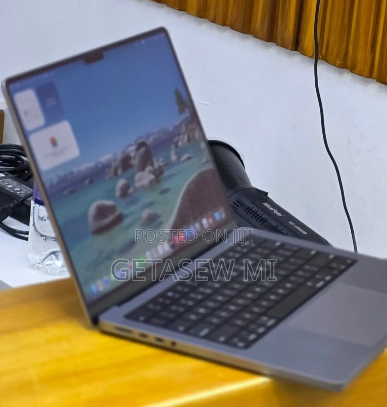 New Laptop Apple MacBook Pro 2021 M1 16GB Apple M1 Pro SSD 512GB