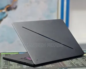 New Laptop Asus ROG Zephyrus G16 16GB Intel Core Ultra 9 SSD 1T