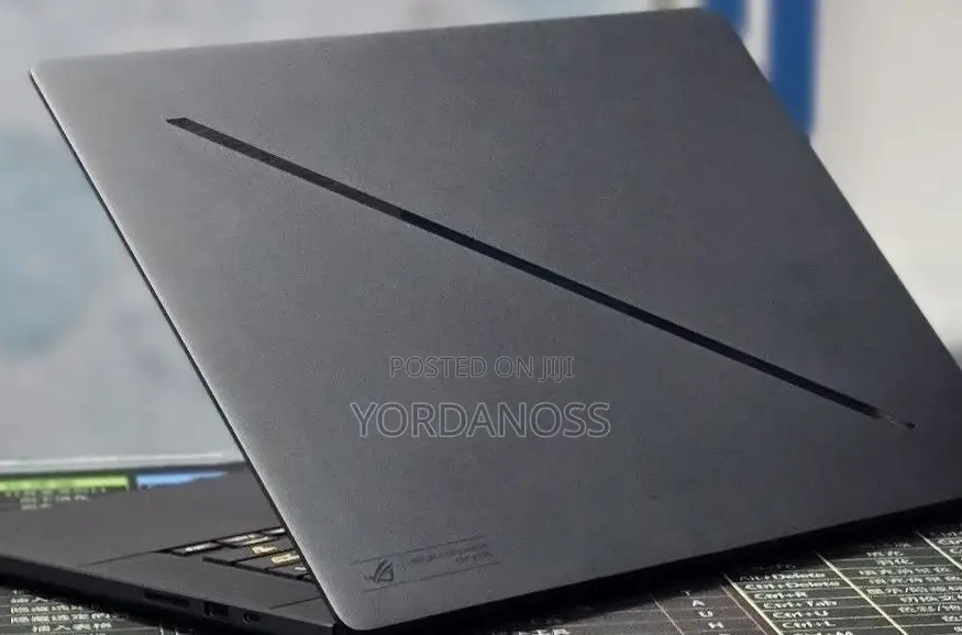 New Laptop Asus ROG Zephyrus G15 16GB Intel Core Ultra 9 SSD 1T