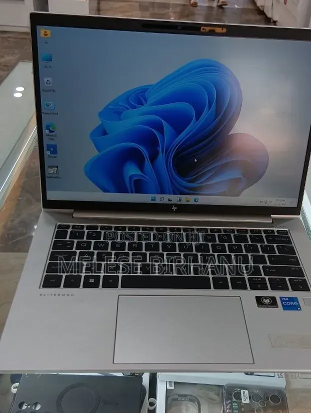 New Laptop HP EliteBook 840 G9 16GB Intel Core i5 SSD 512GB