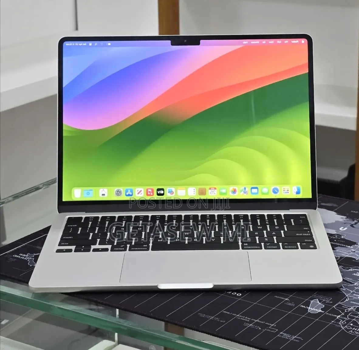 New Laptop Apple MacBook Air 2022 M2 16GB Apple M2 SSD 512GB
