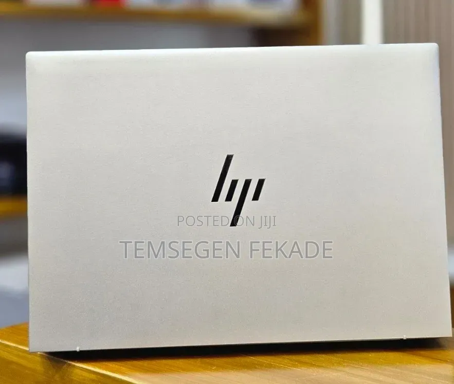 New Laptop HP EliteBook 840 G10 16GB Intel Core i7 SSD 1T