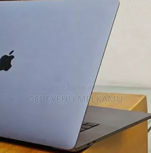 New Laptop Apple MacBook Pro 2018 32GB Intel Core i9 SSD 2T