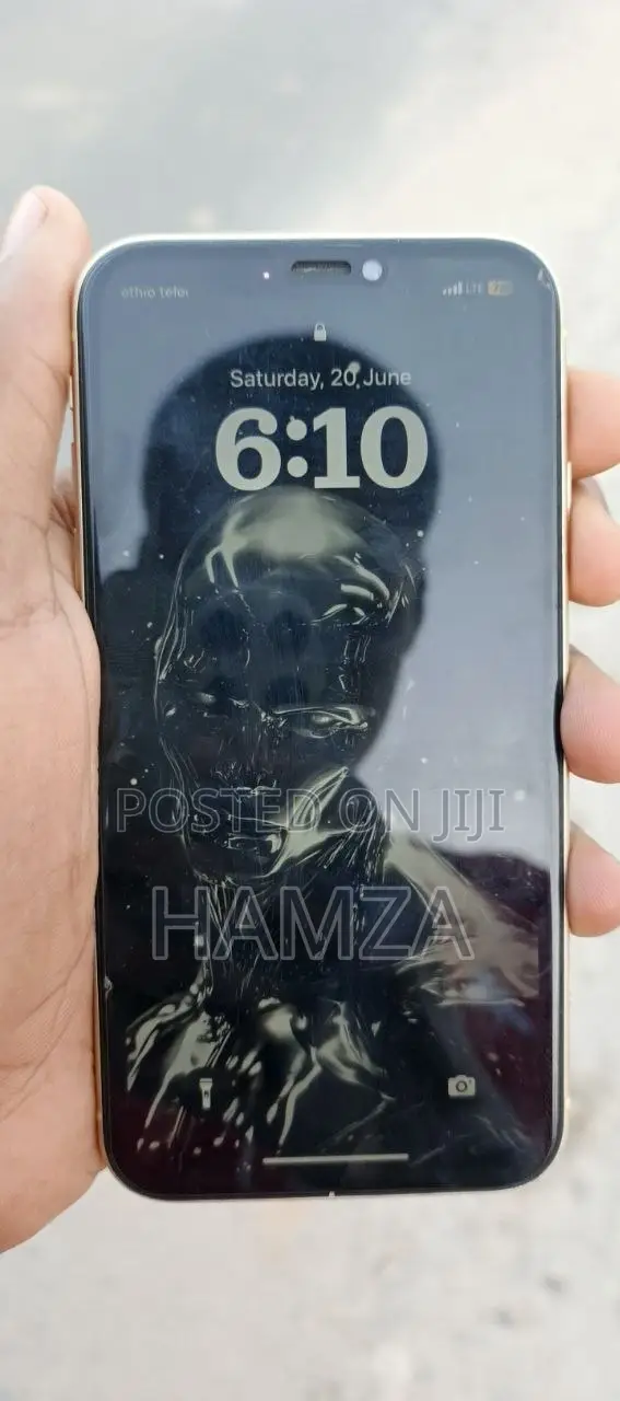 Apple iPhone XR 64 GB Yellow