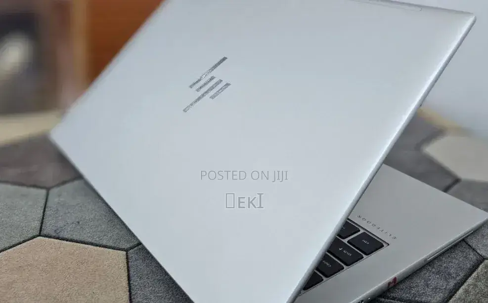 New Laptop HP EliteBook 845 G10 16GB AMD Ryzen 5 SSD 512GB