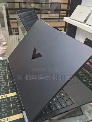 New Laptop HP Victus 15 16GB Intel Core i7 SSD 1T