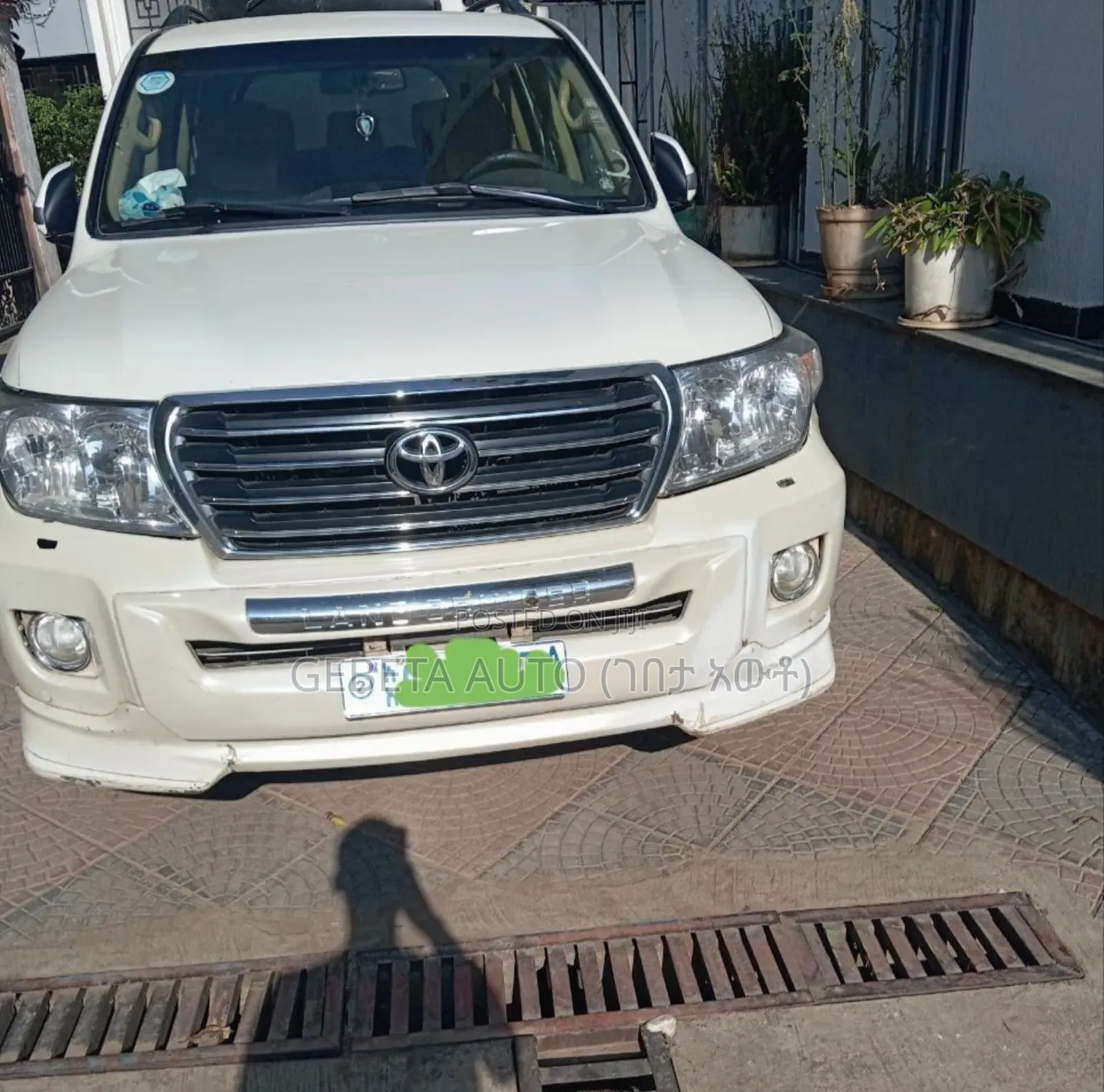 Toyota Land Cruiser 4.5 V8 GXR 2012