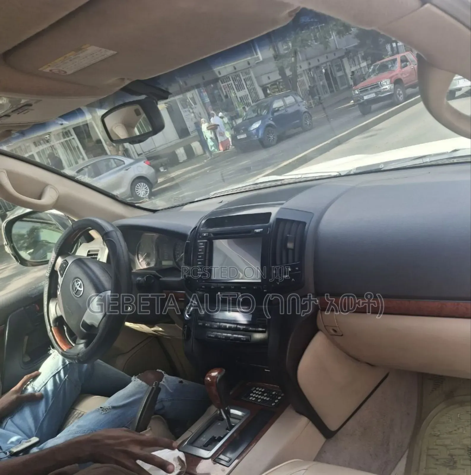 Toyota Land Cruiser 4.5 V8 GXR 2012