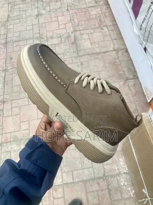 Men's Leather Moc-Toe Platform Shoes