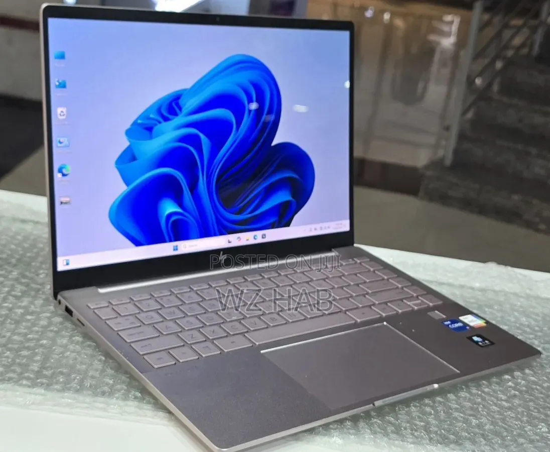 New Laptop HP Pavilion 14 16GB Intel Core i7 SSD 1T