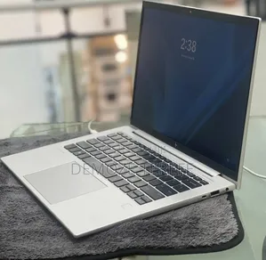 New Laptop HP EliteBook 840 G10 16GB Intel Core i7 SSD 512GB