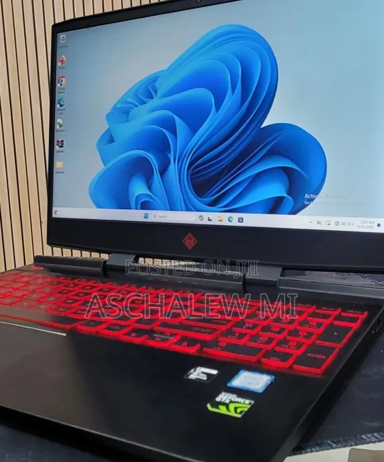 New Laptop HP Omen X 16GB Intel Core i5 SSD 512GB