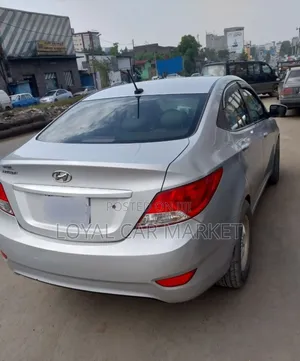 Hyundai Accent 2014 Silver
