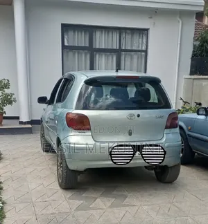 Toyota Yaris 2003 Blue