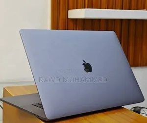 New Laptop Apple MacBook Pro 2018 32GB Intel Core i9 SSD 2T