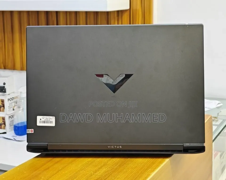 New Laptop HP Victus 16 16GB Intel Core i7 SSD 1T