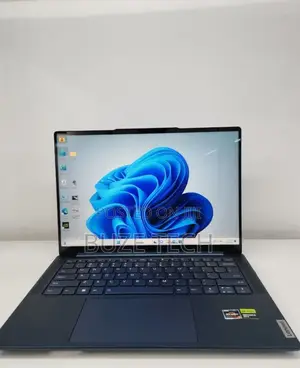 New Laptop Lenovo 16GB AMD Ryzen 7 SSD 512GB