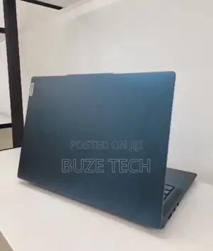 New Laptop Lenovo 16GB AMD Ryzen 7 SSD 512GB