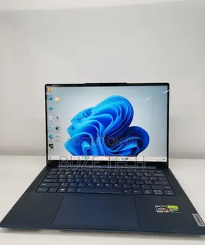 New Laptop Lenovo 16GB AMD Ryzen 7 SSD 512GB