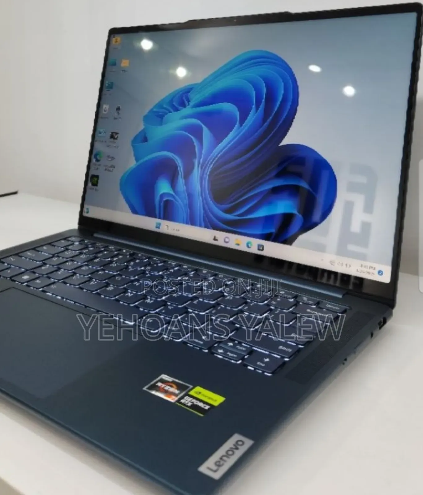New Laptop Lenovo Yoga 330 16GB AMD Ryzen 7 SSD 512GB