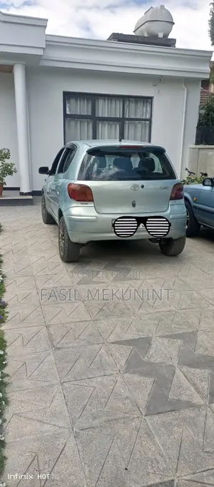 Toyota Yaris 2003 Blue