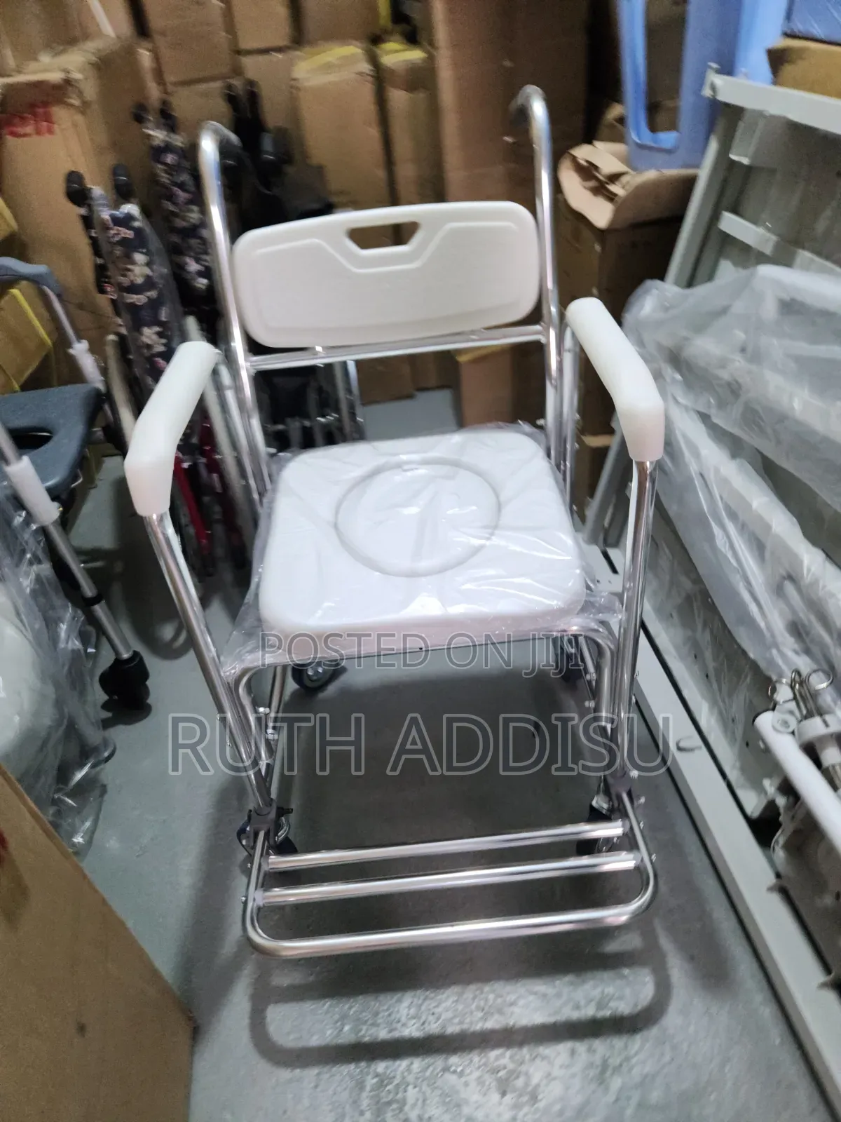 Bedside Commode Wheelchair, 4 in 1 Shower Wheelchair Medical