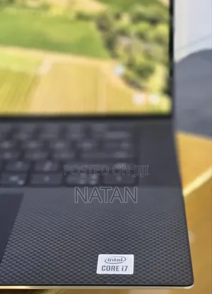New Laptop Dell XPS 15 9550 16GB Intel Core i7 SSD 512GB