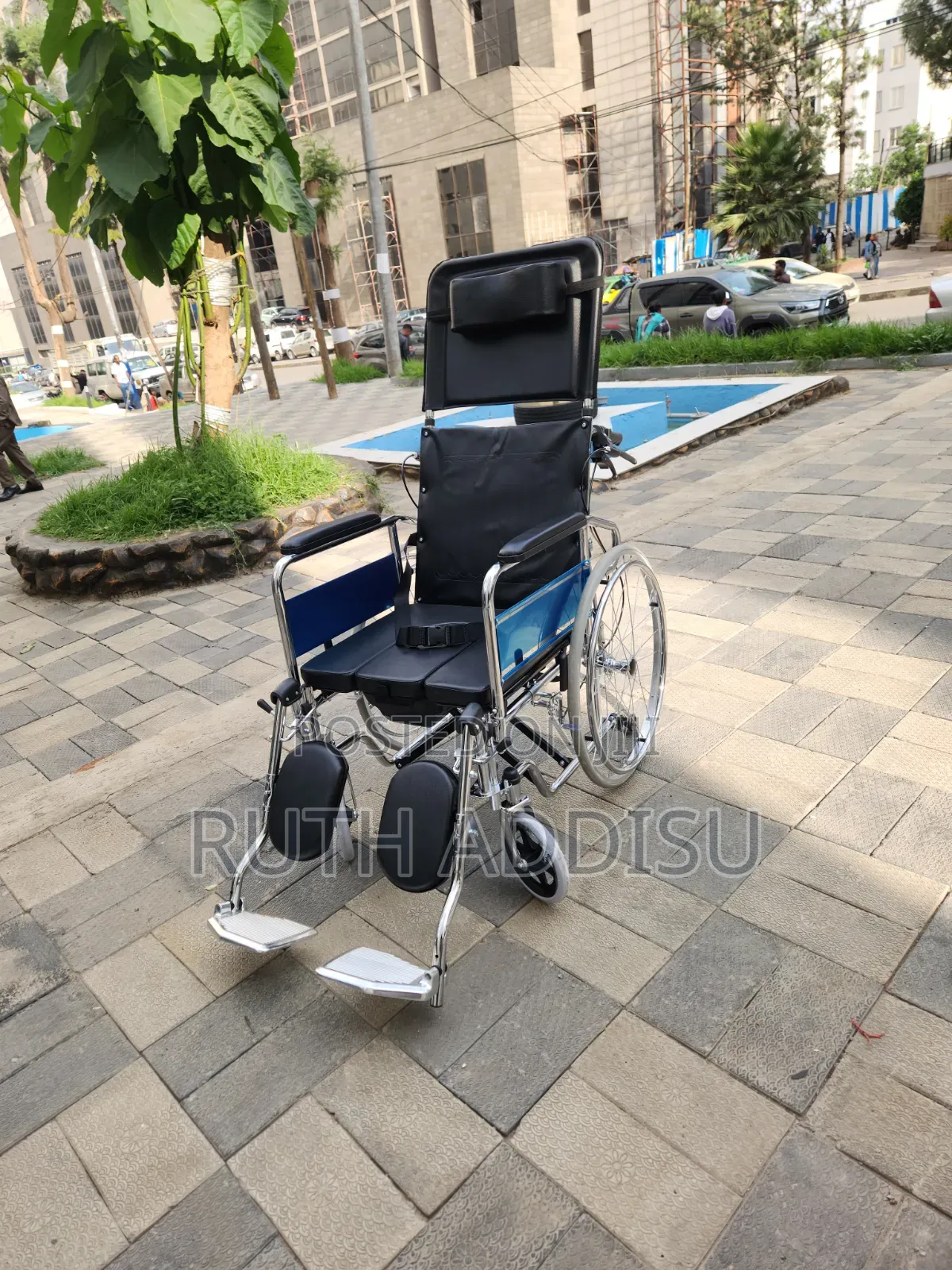 High Back Reclining Steel Commode Wheelchair, Detachable Armrest