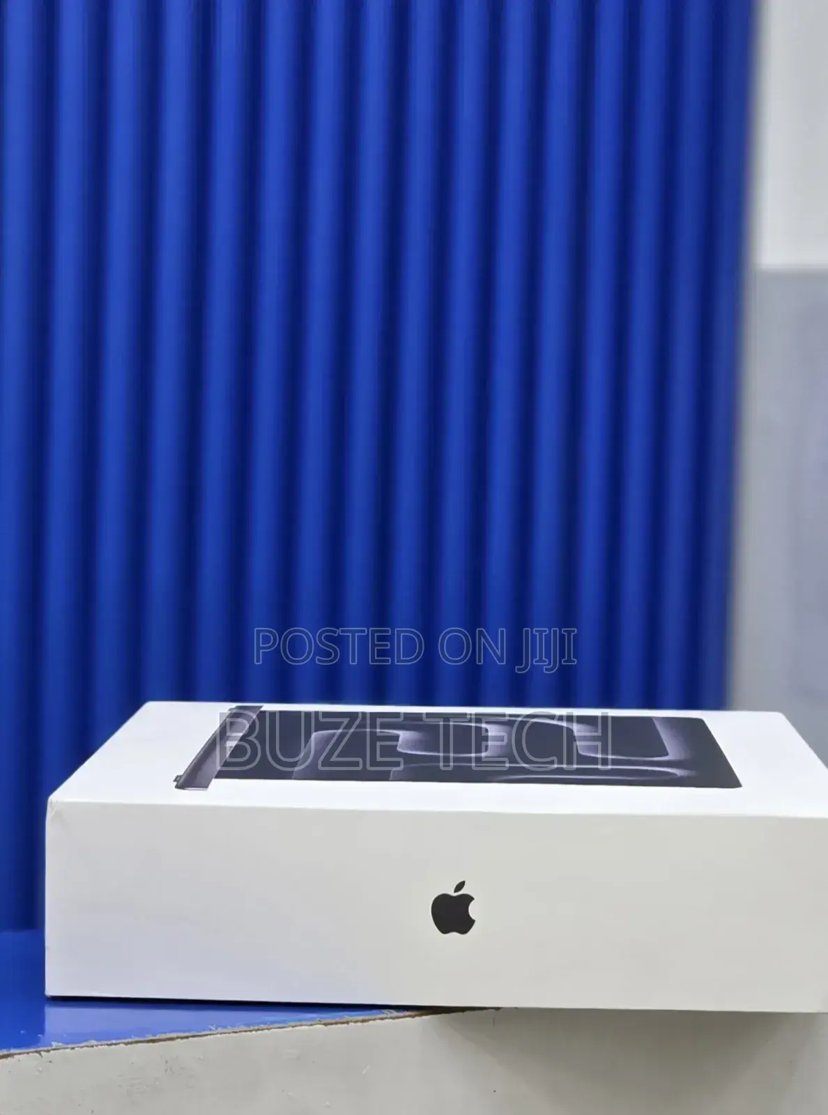 New Laptop Apple MacBook Pro 2025 M5 24GB Apple M5 Pro SSD 1T