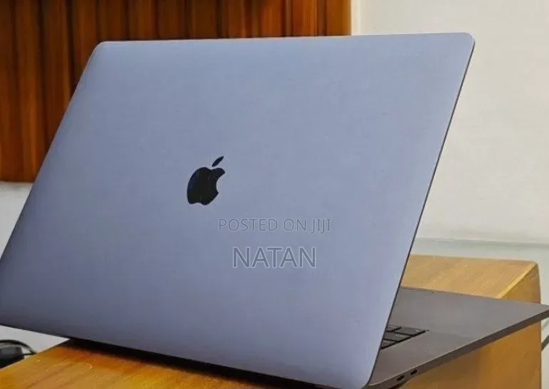 New Laptop Apple MacBook Pro 2018 32GB Intel Core i9 SSD 2T