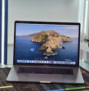 New Laptop Apple MacBook Pro 2018 32GB Intel Core i7 SSD 1T
