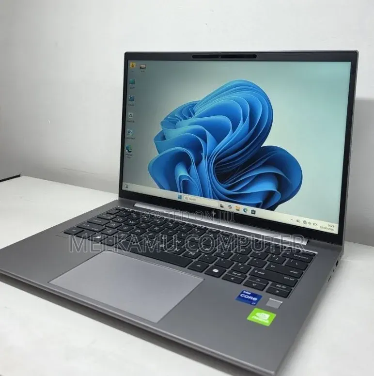 New Laptop HP ZBook Firefly 16inch G9 16GB Intel Core i7 SSD 512GB