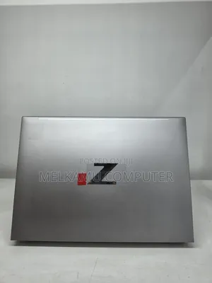 New Laptop HP ZBook Firefly 16inch G9 16GB Intel Core i7 SSD 512GB
