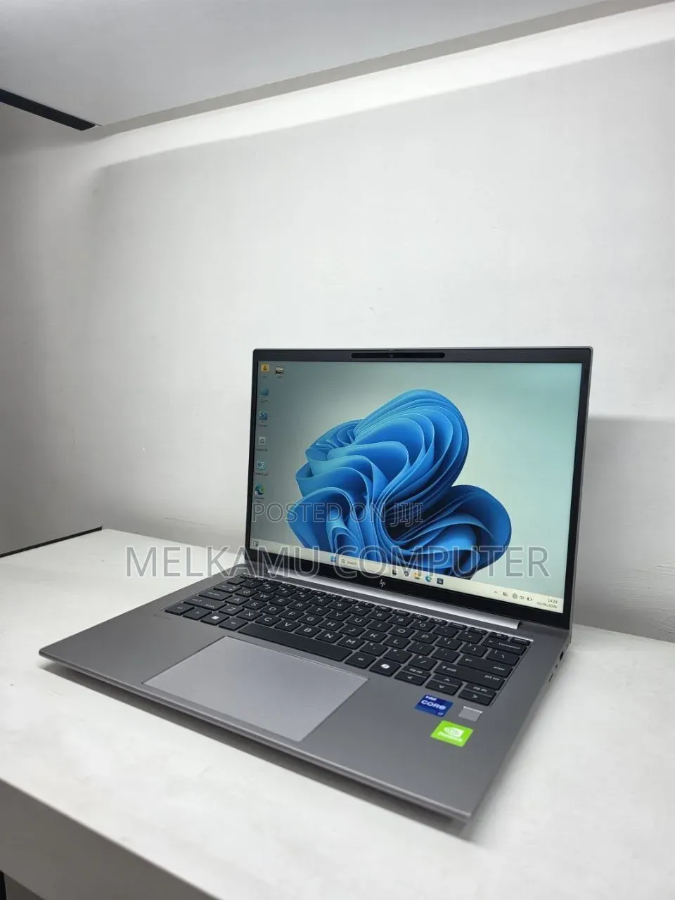 New Laptop HP ZBook Firefly 16inch G9 16GB Intel Core i7 SSD 512GB