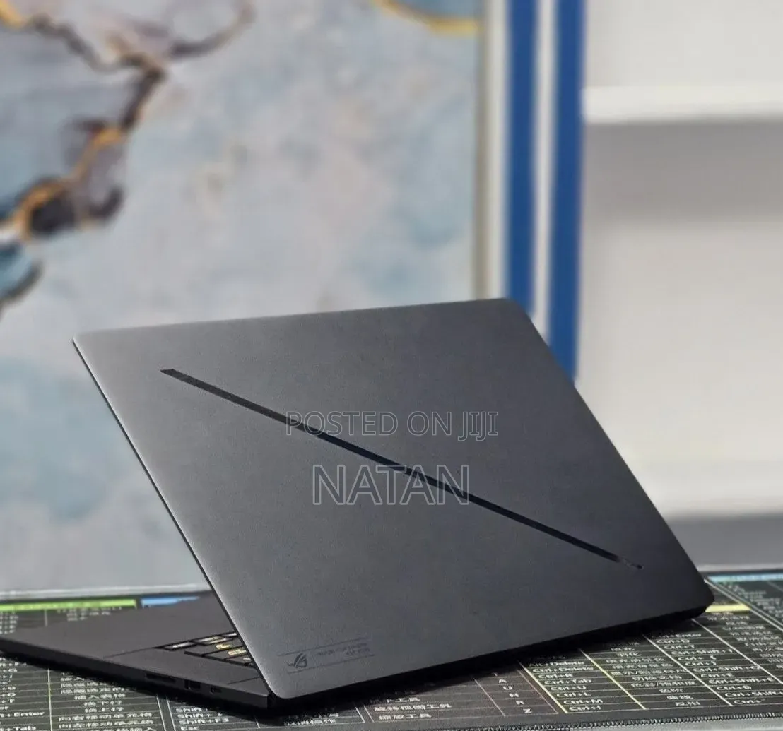 New Laptop Asus ROG Zephyrus G16 16GB Intel Core Ultra 9 SSD 1T